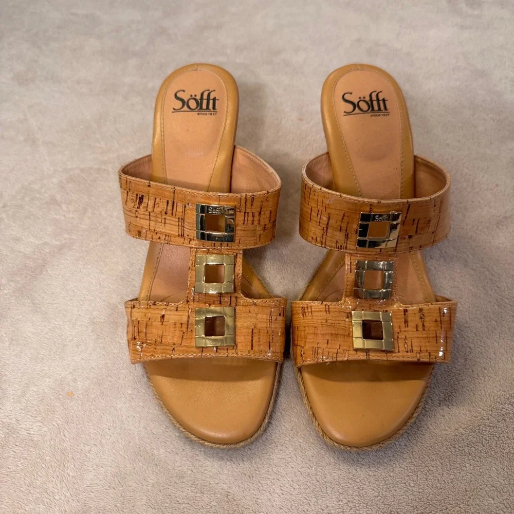 Sofft Cork Wedge Sandals Comfort Slides Heels Gold Buckle Summer Vacation Sz 8.5